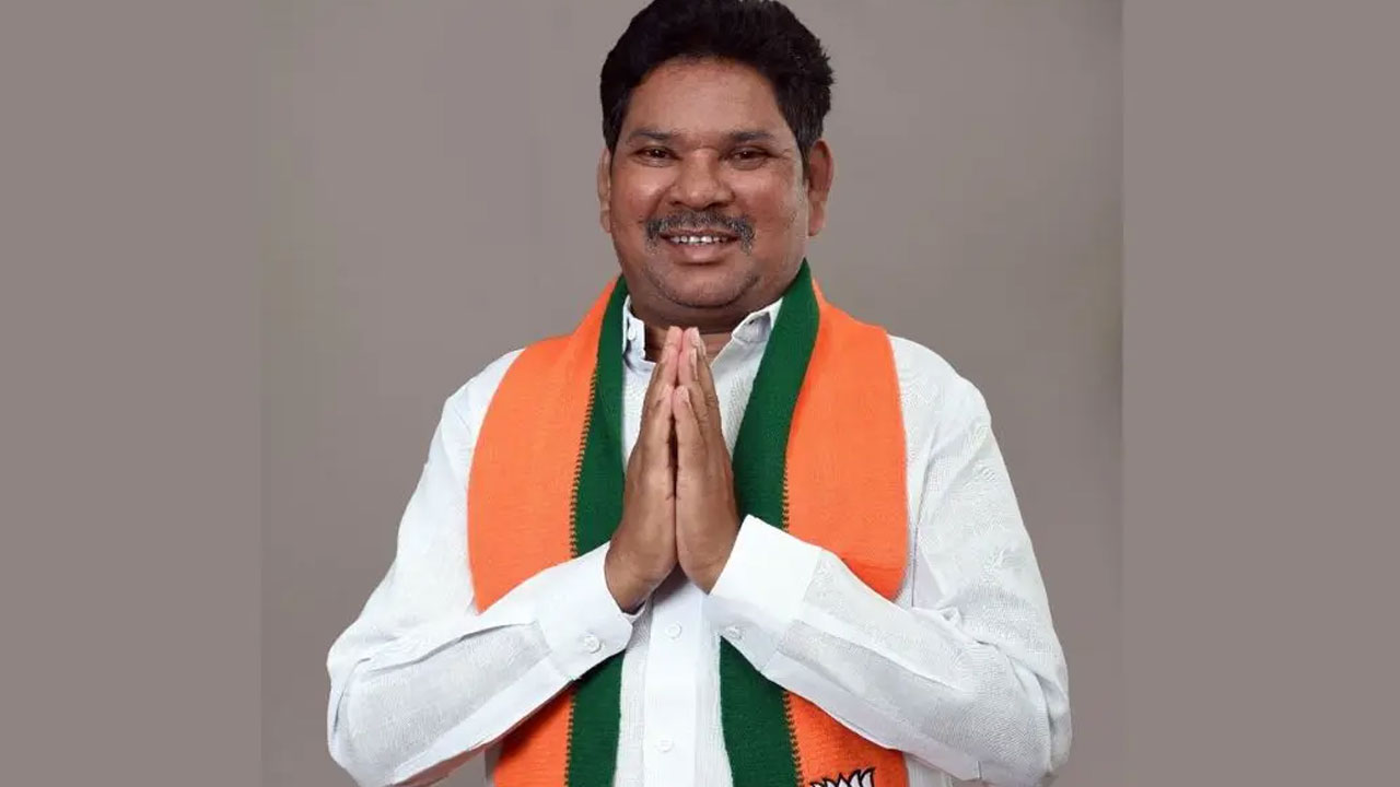 BJP MP: పార్టీ మార్పుపై ఎంపీ సోయం బాపూరావు రియాక్షన్