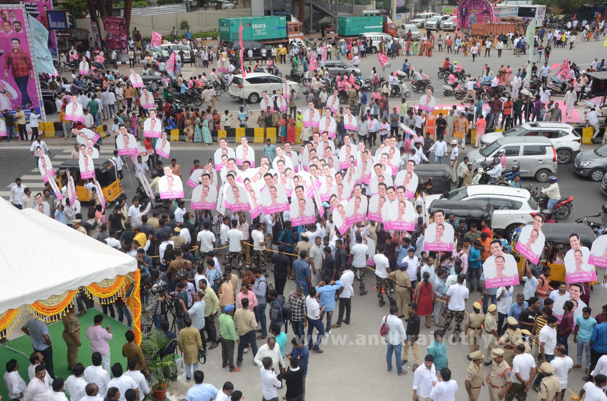 నడ్డావి అన్నీ అడ్డమైన మాటలే