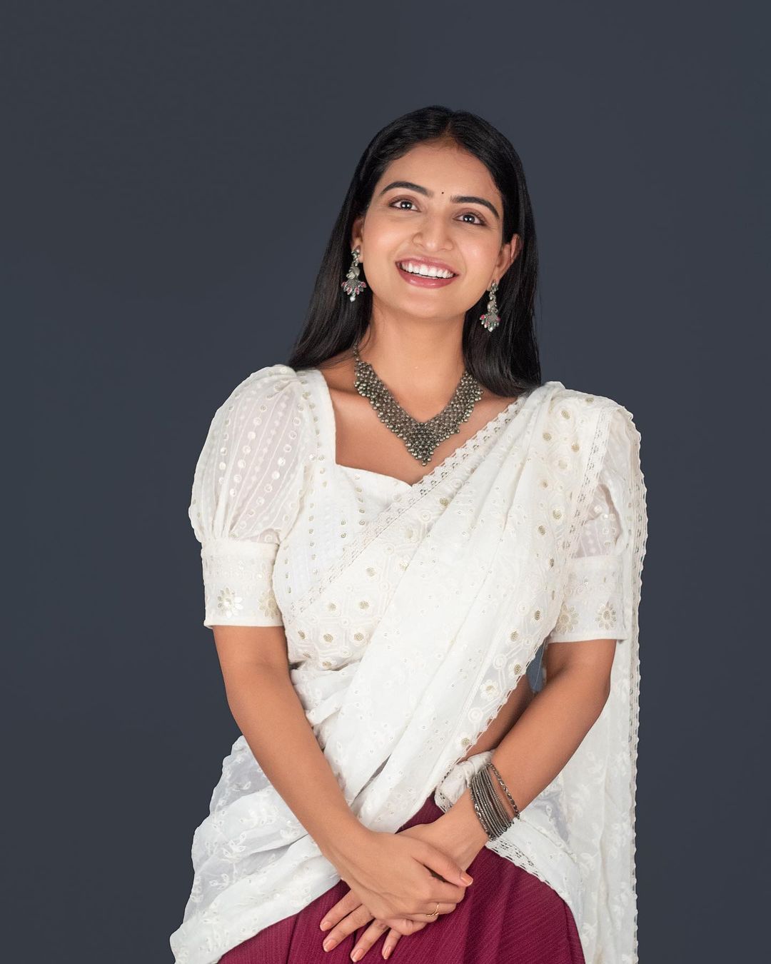 Ananya Nagalla: వికసించిన తామర పువ్వులా అనన్య నాగళ్ల.. ఫొటోలు వైరల్..!