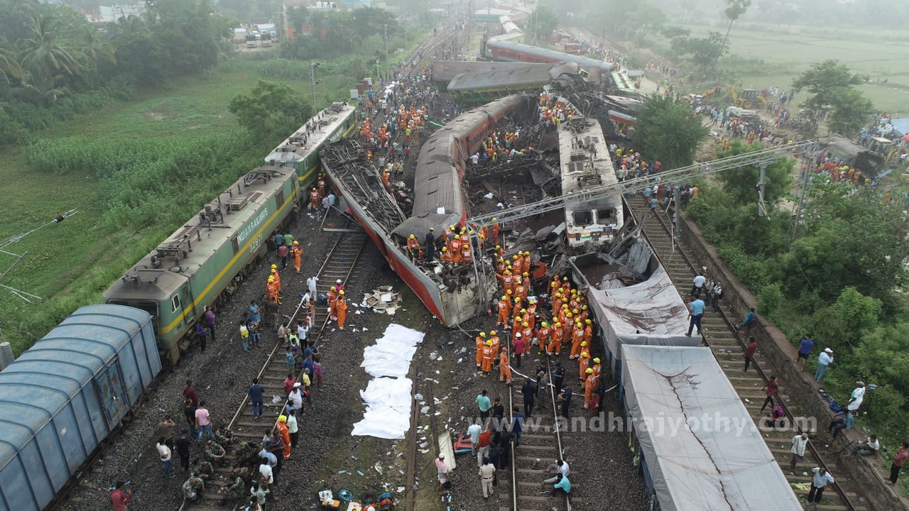 280కు చేరిన మృతులు