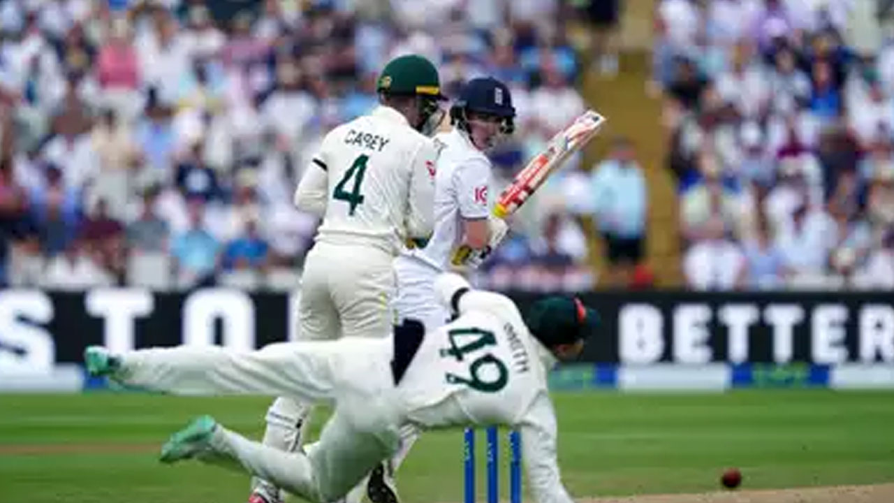 Ashes Series: యాషెస్ సిరీస్ ప్రారంభం.. కష్టాల్లో ఇంగ్లండ్.. 5 వికెట్లు ఔట్