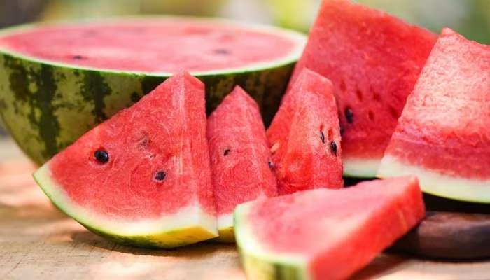 Watermelon: పుచ్చకాయ తియ్యగా ఉంటుందో.. లేదో.. ఈ సింపుల్ ట్రిక్స్‌తో ఈజీగా తేల్చేయండి..!