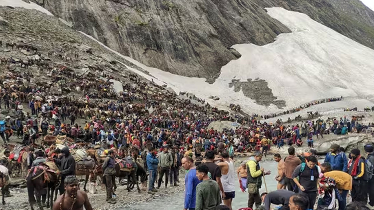 Amarnath Yatra : అమర్‌నాథ్ యాత్ర తాత్కాలిక నిలుపుదల