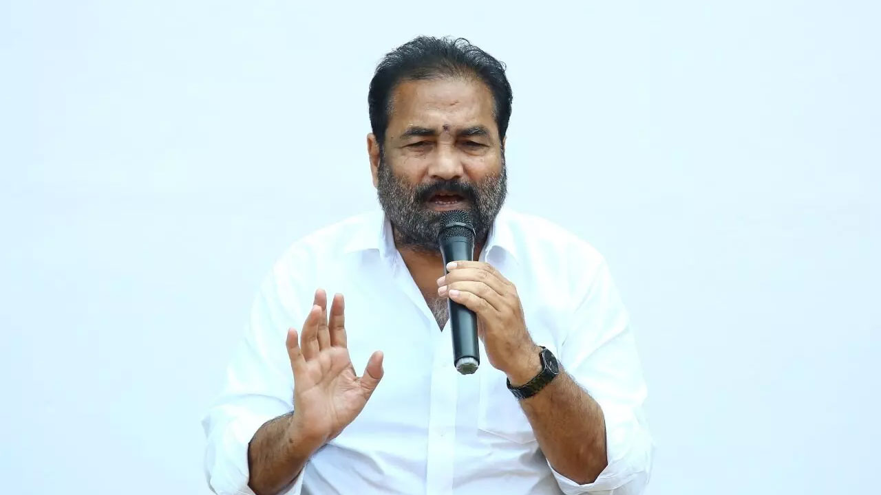 Kotamreddy : చంద్రబాబు అక్రమ అరెస్ట్‌ని నిరశిస్తూ పోరాటం కొనసాగించాలని కోటంరెడ్డి నిర్ణయం