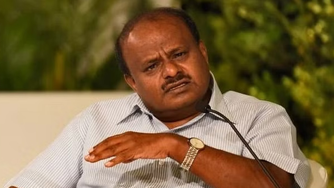 HD Kumaraswamy: కర్ణాటక అజిత్ పవార్ ఎవరు..?.. హెచ్‌డీ సంచలన వ్యాఖ్య