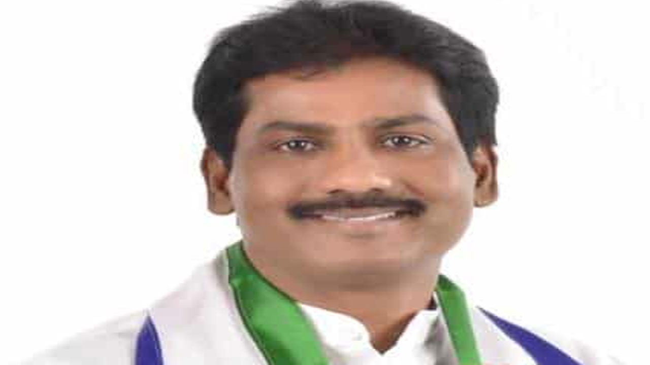 YCP: మరోసారి పూతలపట్టు ఎమ్మెల్యేకు చేదు అనుభవం