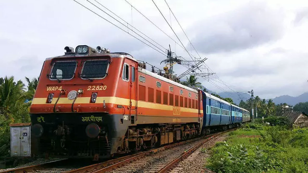 Special trains: నల్గొండ, మిర్యాలగూడ, నడికుడి, సత్తెనపల్లి, గుంటూరు మీదుగా ప్రత్యేక రైళ్లు