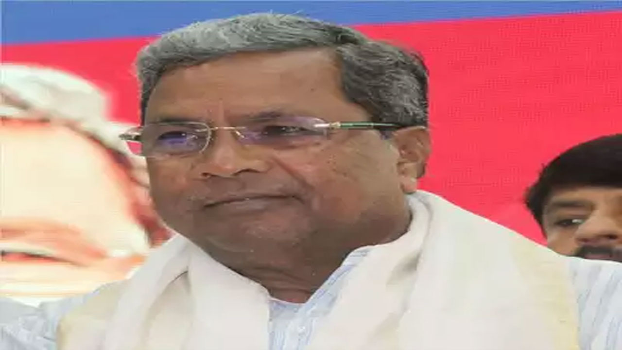 Chief Minister's Houses: సీఎం నివాసం వద్ద ఆసక్తికర సంఘటన.. ఆటోకు రివర్స్‌.. బెంజికి ఓ ఎస్‌..!