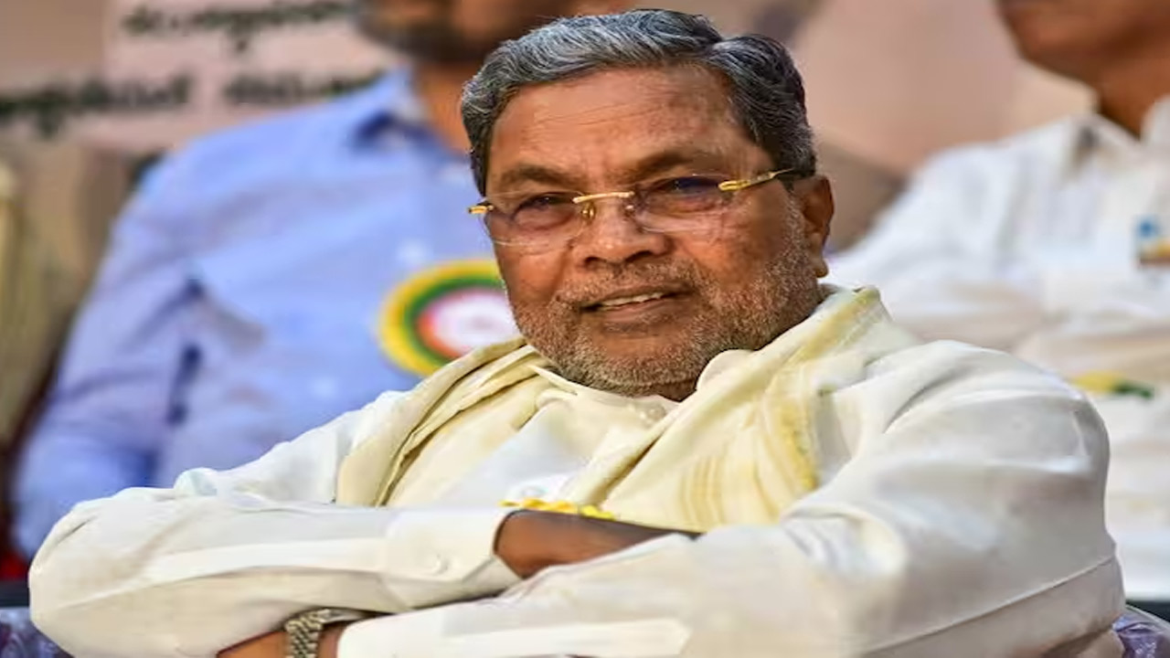 Siddaramaiah: బోకేలు, శాలువాలు స్వీకరించనన్న సీఎం సిద్ధరామయ్య