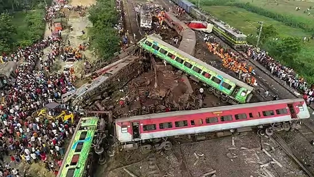 Odisha train accident : ఒడిశా రైలు ప్రమాదం నుంచి బయటపడినవారి కోసం ప్రత్యేక రైలు.. చెన్నైకి 250 మంది ప్రయాణికులు..