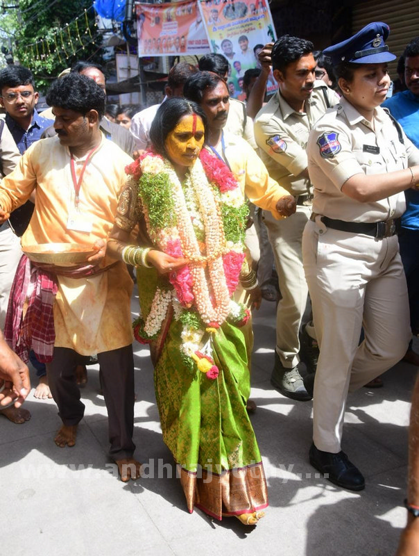 ఆలస్యమైనా త్వరలో భారీ వర్షాలు 