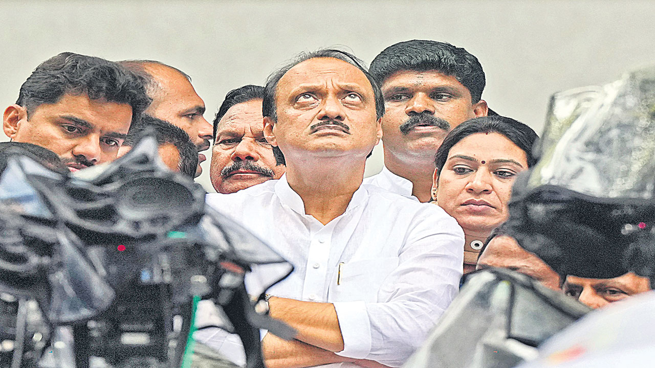 అజిత్: బెంగుళూరు వెళ్ళకు బాబాయ్!