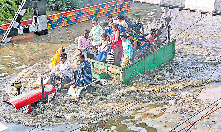 Rains: ఉత్తరాదిలో ఆగని వర్ష బీభత్సం