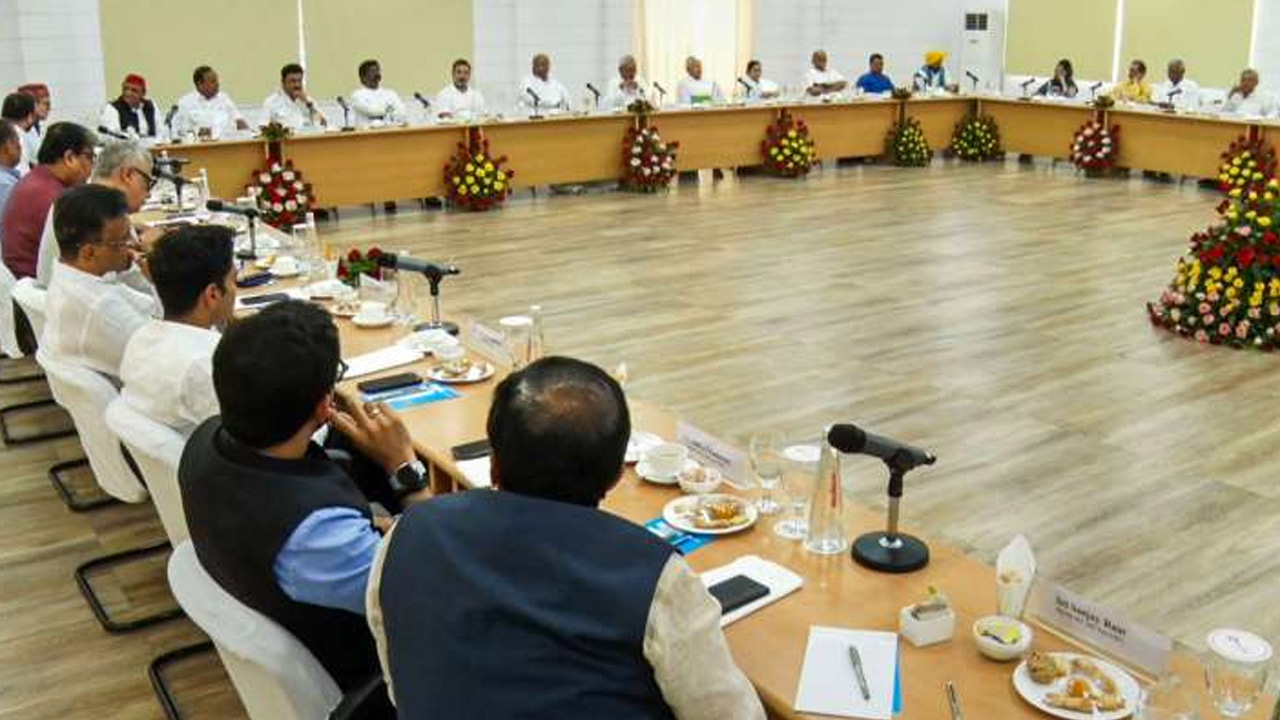 Opposition Unity: విపక్షాల ఐక్యతా సమావేశానికి హాజరుకానున్న కేజ్రీవాల్..?