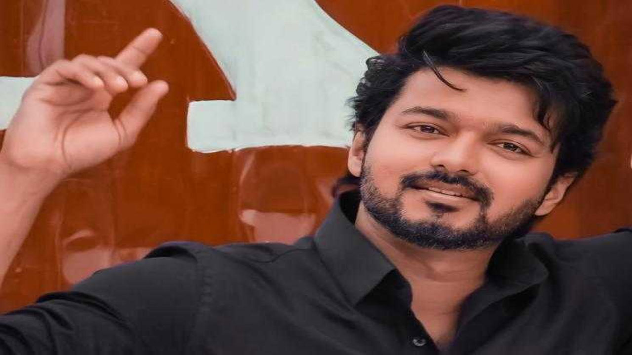 Hero Vijay: పొలిటికల్ ఎంట్రీపై అసలు విషయం చెప్పేసిన హీరో విజయ్‌.. ఆయన ఏమన్నారంటే..