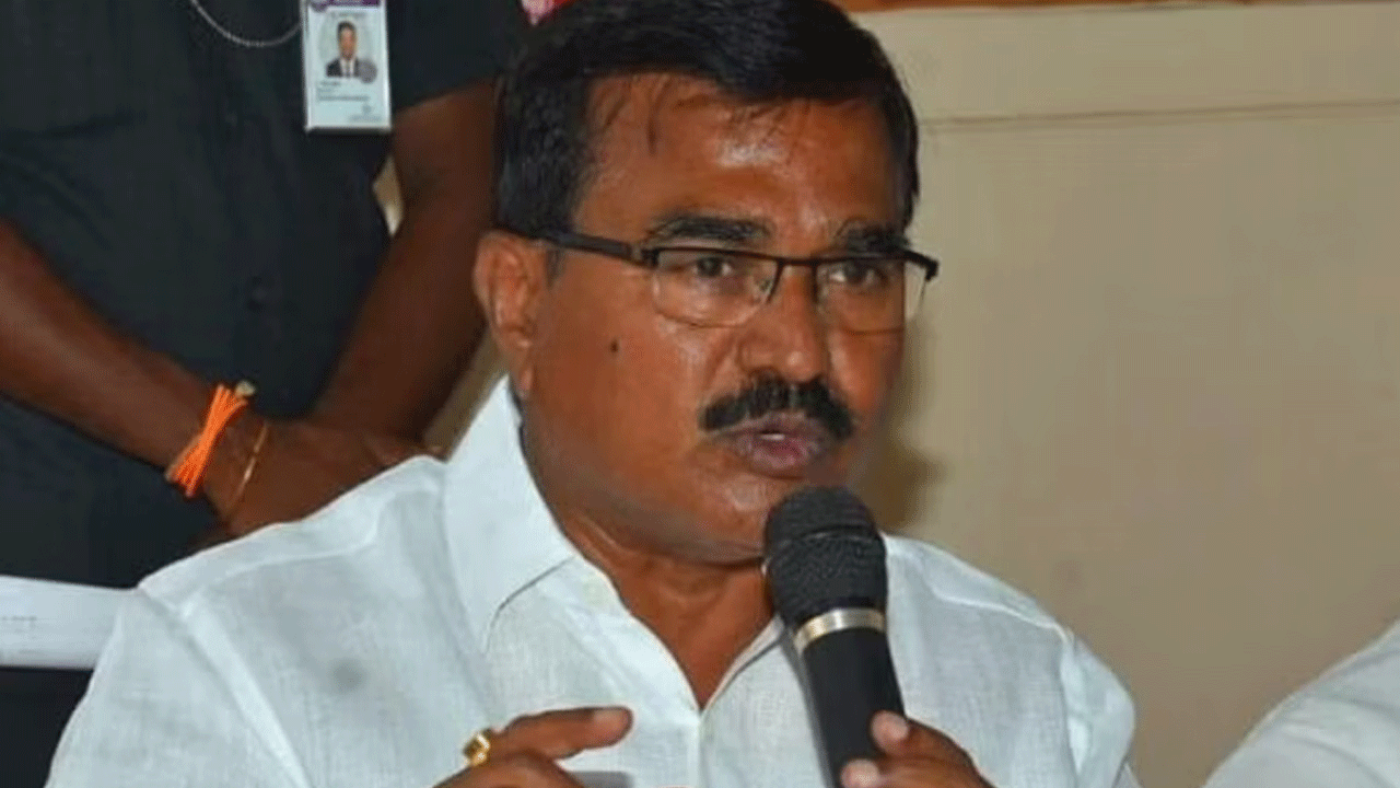 Niranjan Reddy: తెలంగాణ ప్రజల మనోభావాలు పట్టని పార్టీ కాంగ్రెస్