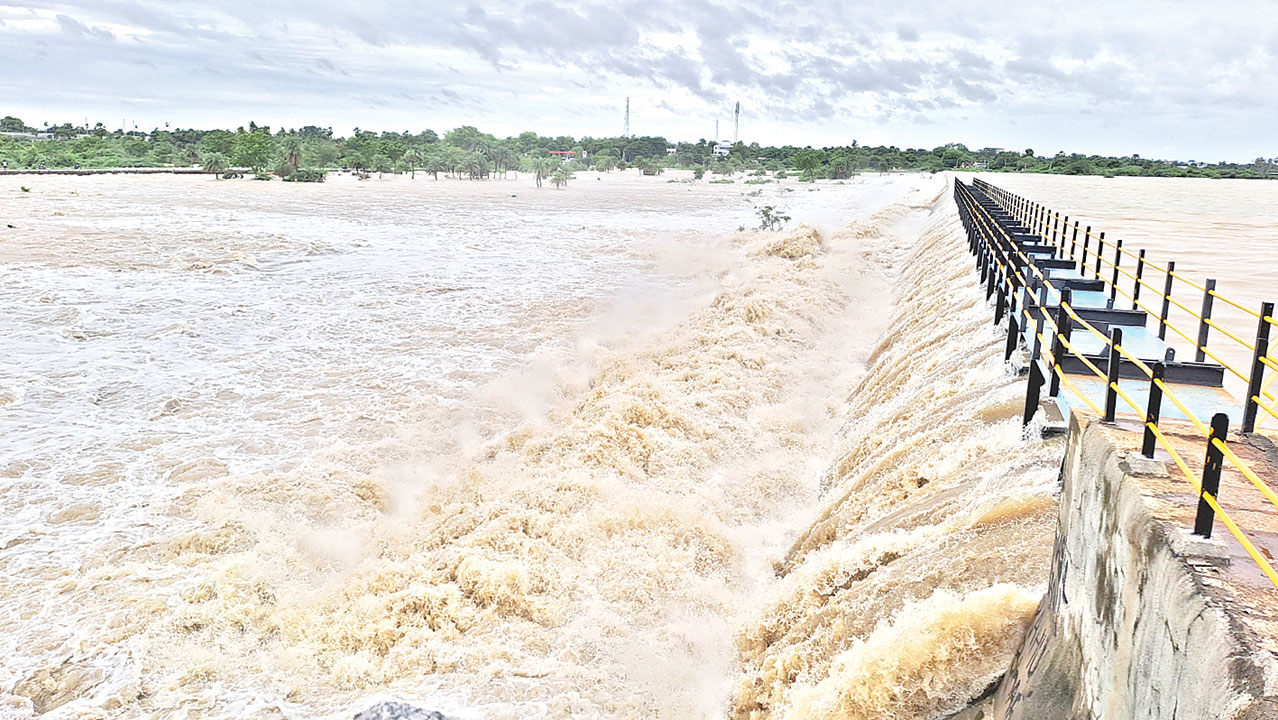 వర్ష బీభత్సం