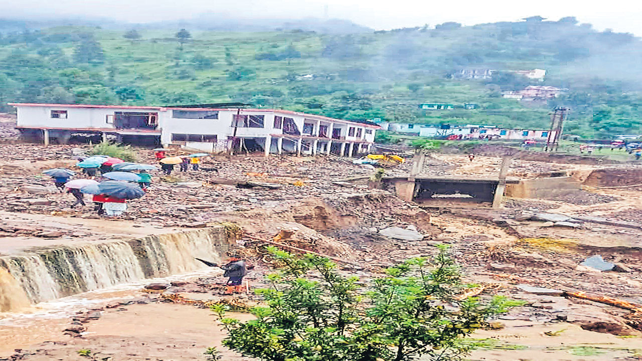 Rains in North : ఉత్తరాదిలో ఆకాశానికి చిల్లు