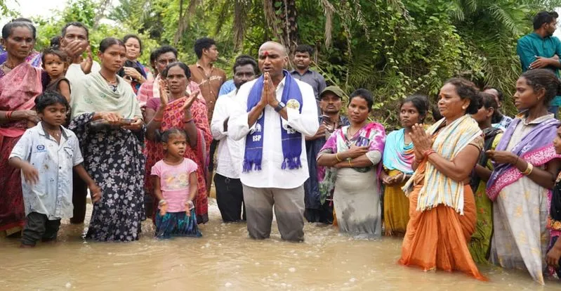  Kumaram Bheem Asifabad: వరద బాధితులను ఆదుకోవాలి: ఆర్‌ఎస్‌ ప్రవీణ్‌కుమార్‌