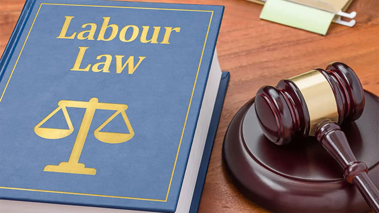New Labour Law: ఒమాన్‌లో కొత్త కార్మిక చట్టం.. సెలవుల విషయంలో కీలక మార్పులు