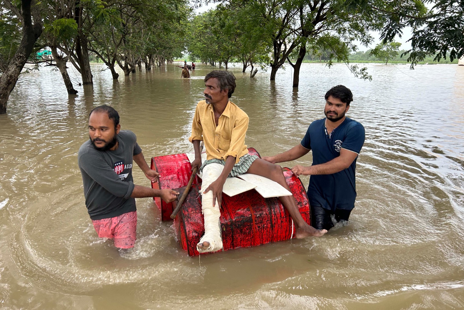 వరంగల్ లో జలమయం...