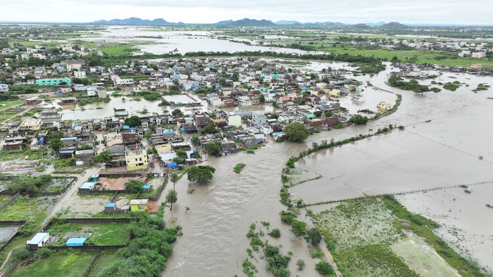 వరంగల్ లో జలమయం...