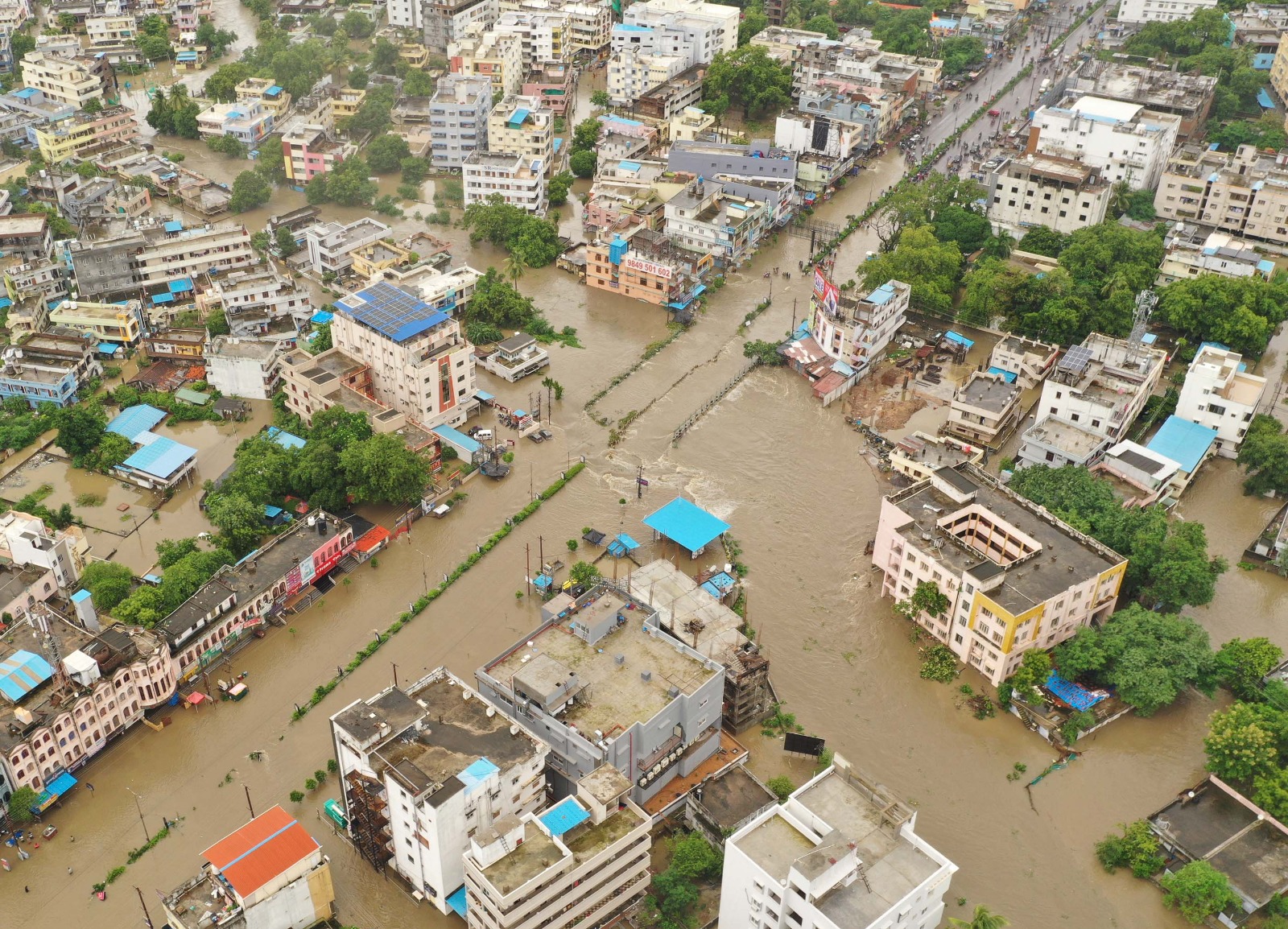 వరంగల్ లో జలమయం...