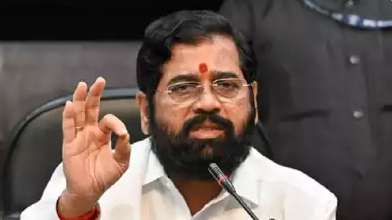 Shiv Sena and BJP : మహారాష్ట్ర సీఎం షిండే ఆకస్మిక ఢిల్లీ పర్యటన.. అజిత్ పవార్ చేరికతో ముసలం మొదలైందా?..