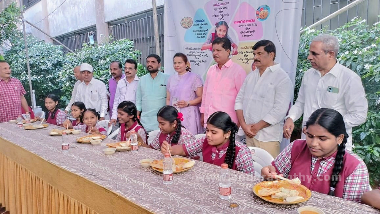 మానవీయ కోణంలోనే ‘సీఎం బ్రేక్‌ఫాస్ట్‌’
