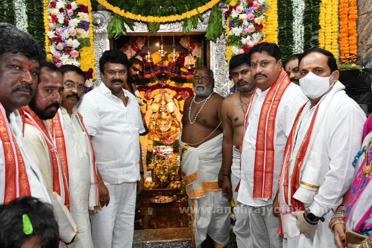 మహాగణపతి రూపం.. మహదానందం