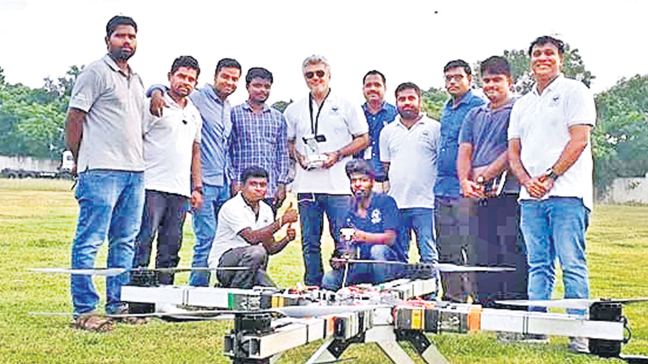అజిత్ డ్రోన్లు.. సరిహద్దు నిఘా కోసం