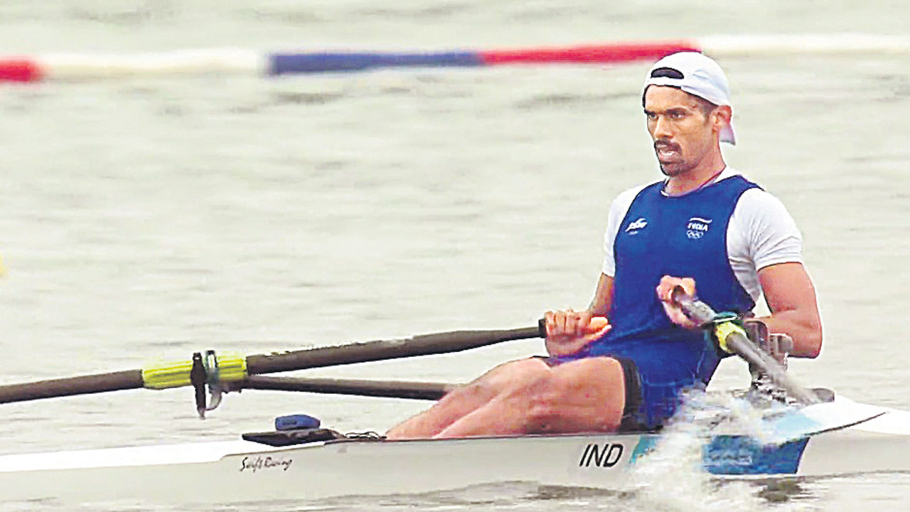 రోయింగ్‌ ఫైనల్లో బాల్‌రాజ్‌ | Balraj in rowing final