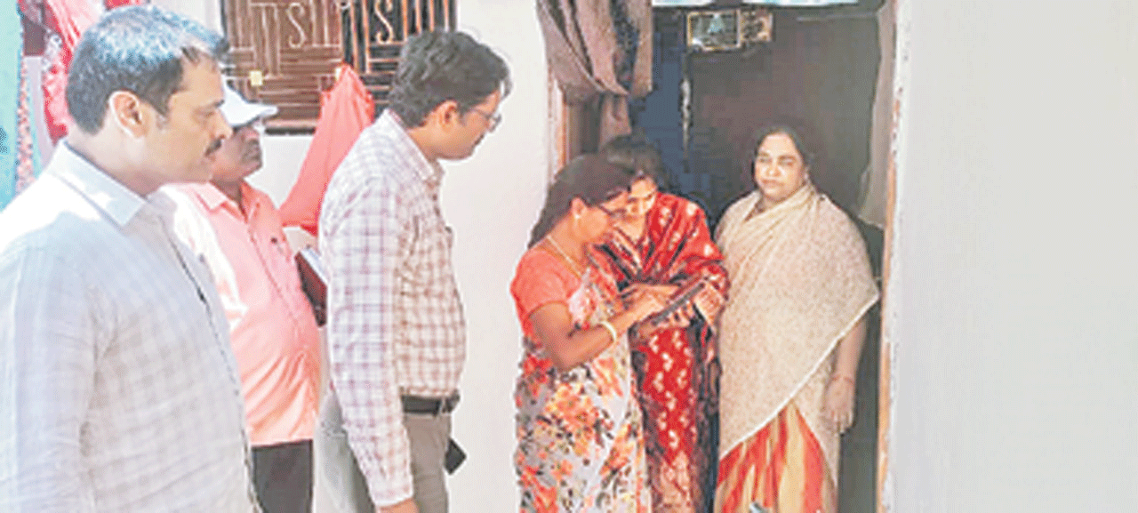 ఓటరు నమోదు.. చేయలేం బాబోయ్‌!