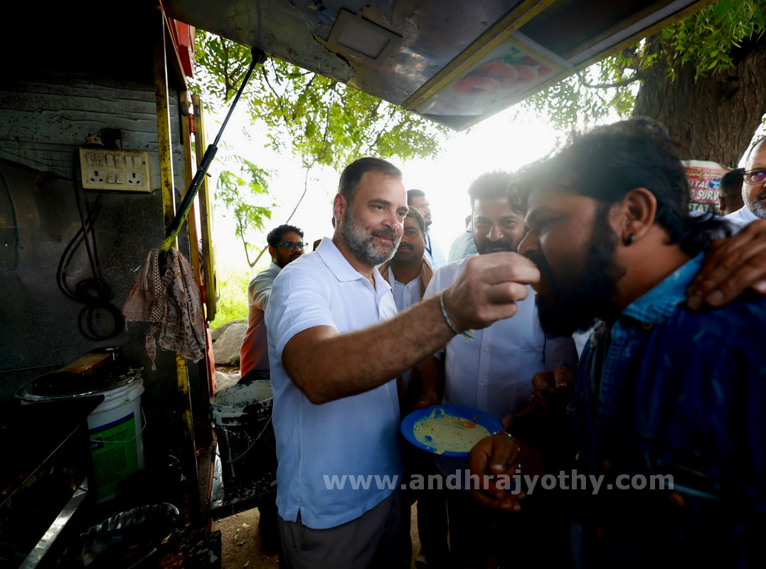 కుటుంబ పాలన అవసరమా!