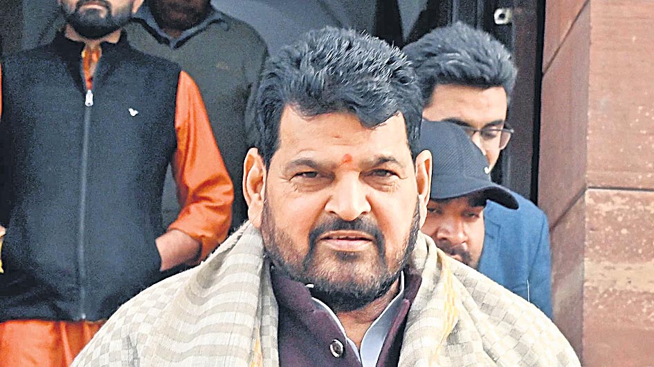 బ్రిజ్భూషణ్: బ్రిజ్భూషణ్ ఎటువంటి అవకాశాన్ని వదిలిపెట్టలేదు