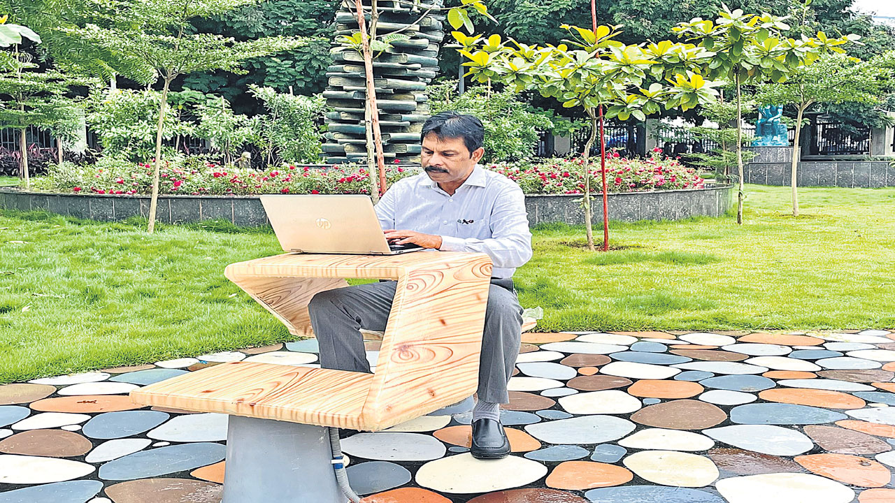 IT Tech Park : ఐటీ కారిడార్‌లో టెకీ పార్కు | Tech Park in the IT Corridor