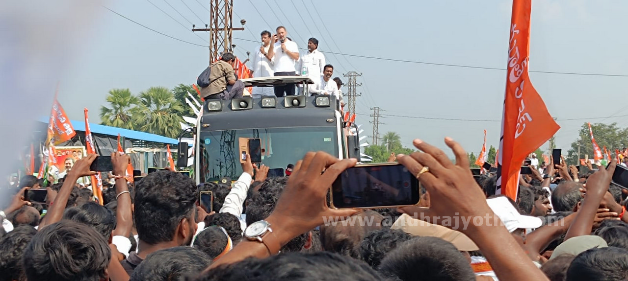 కేసీఆర్‌ అవినీతిపై చర్యలేవి?