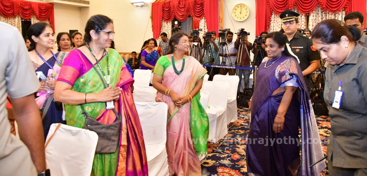 బరాబర్‌ చెప్తున్నా.. తగ్గేదే లేదు