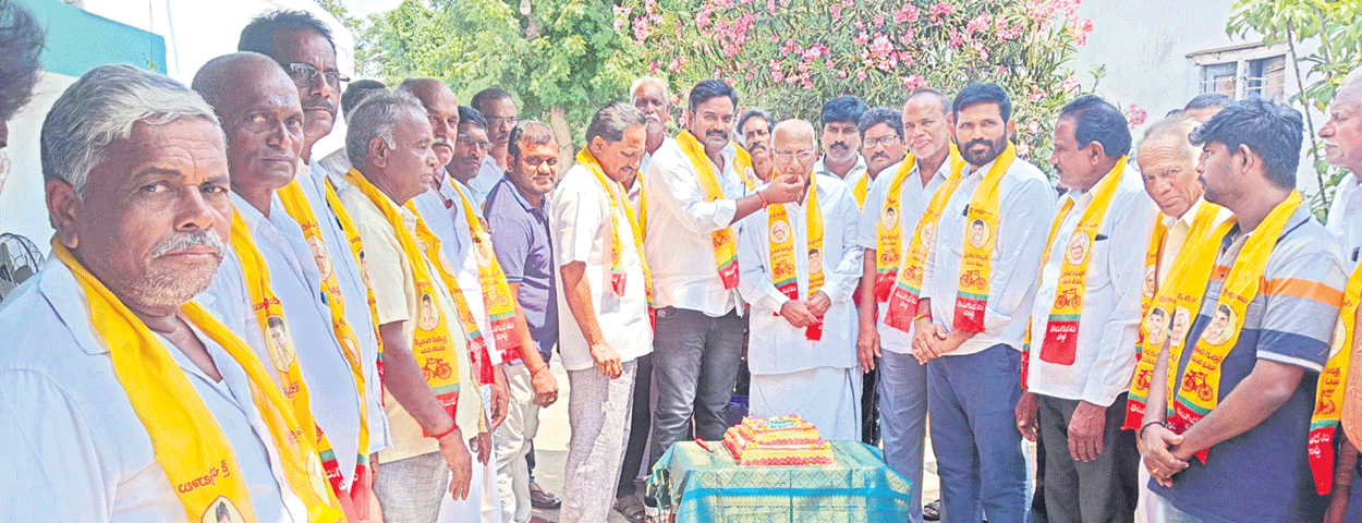 ఘనంగా ఆశోక్‌రెడ్డి జన్మదినం | Happy Ashok Reddy's birthday