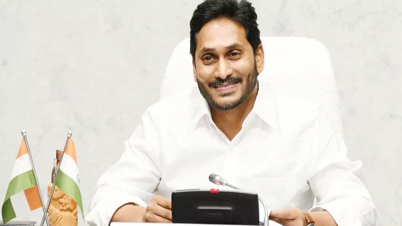 CM JAGAN: చంద్రబాబు అరెస్ట్‌పై జగన్ రియాక్షన్ ఇదే..