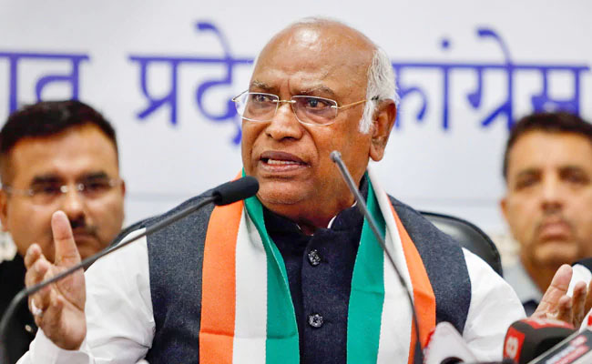 Mallikarjuna Kharge : ప్రతిపక్షాలపై బీజేపీ ప్రతీకార చర్యకు పూనుకుంది