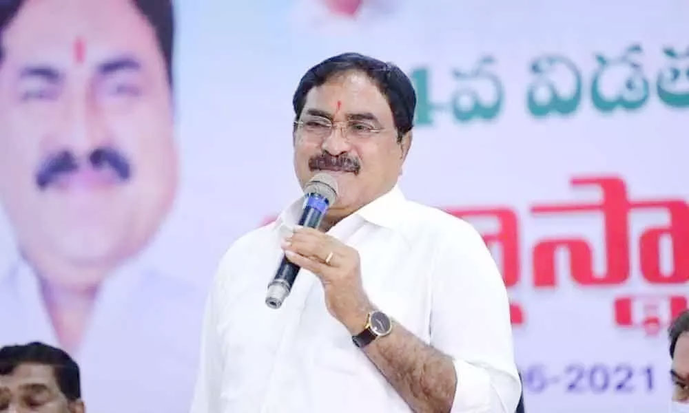 Minister Dayakar Rao: ఎన్టీఆర్, కేసీఆర్ అభివృద్ధి ప్రధాతలు