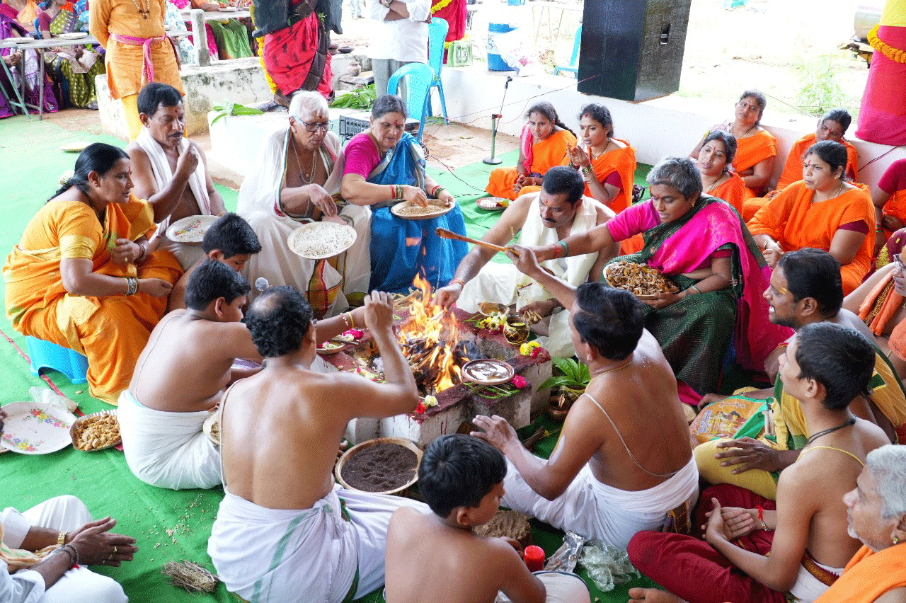 ఘనంగా సుదర్శన హోమం