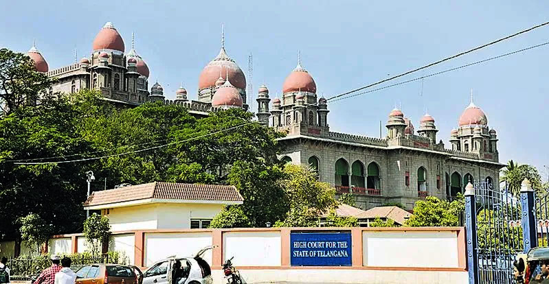 TS High Court: కానిస్టేబుల్‌ నియామకాలకు హైకోర్టు బ్రేక్