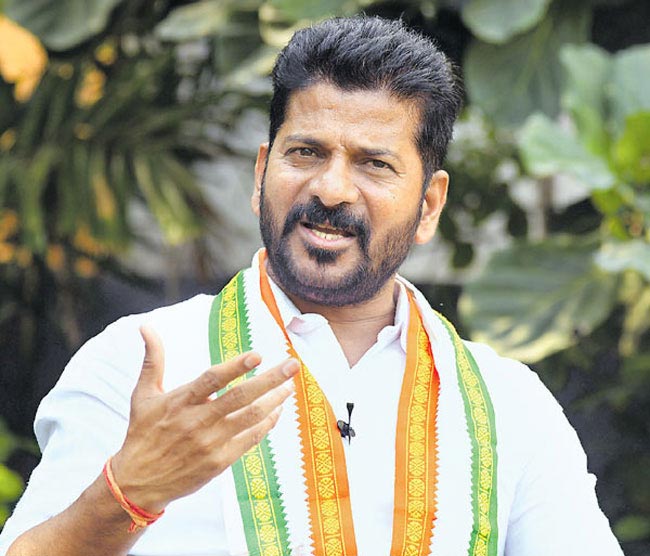 REVANTHREDDY: సీతక్క ఆ విషయంలో కన్నీరు పెట్టాల్సి వచ్చేది కాదు