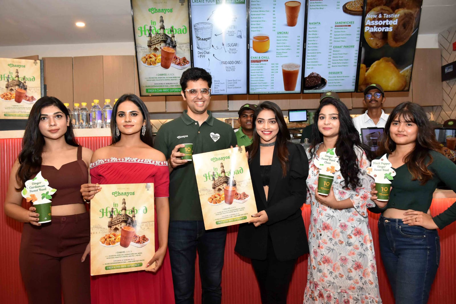 హైదరాబాద్ బంజారాహిల్స్ చాయోస్ లాంచ్ వేడుకలో సెలబ్రిటీల సందడి