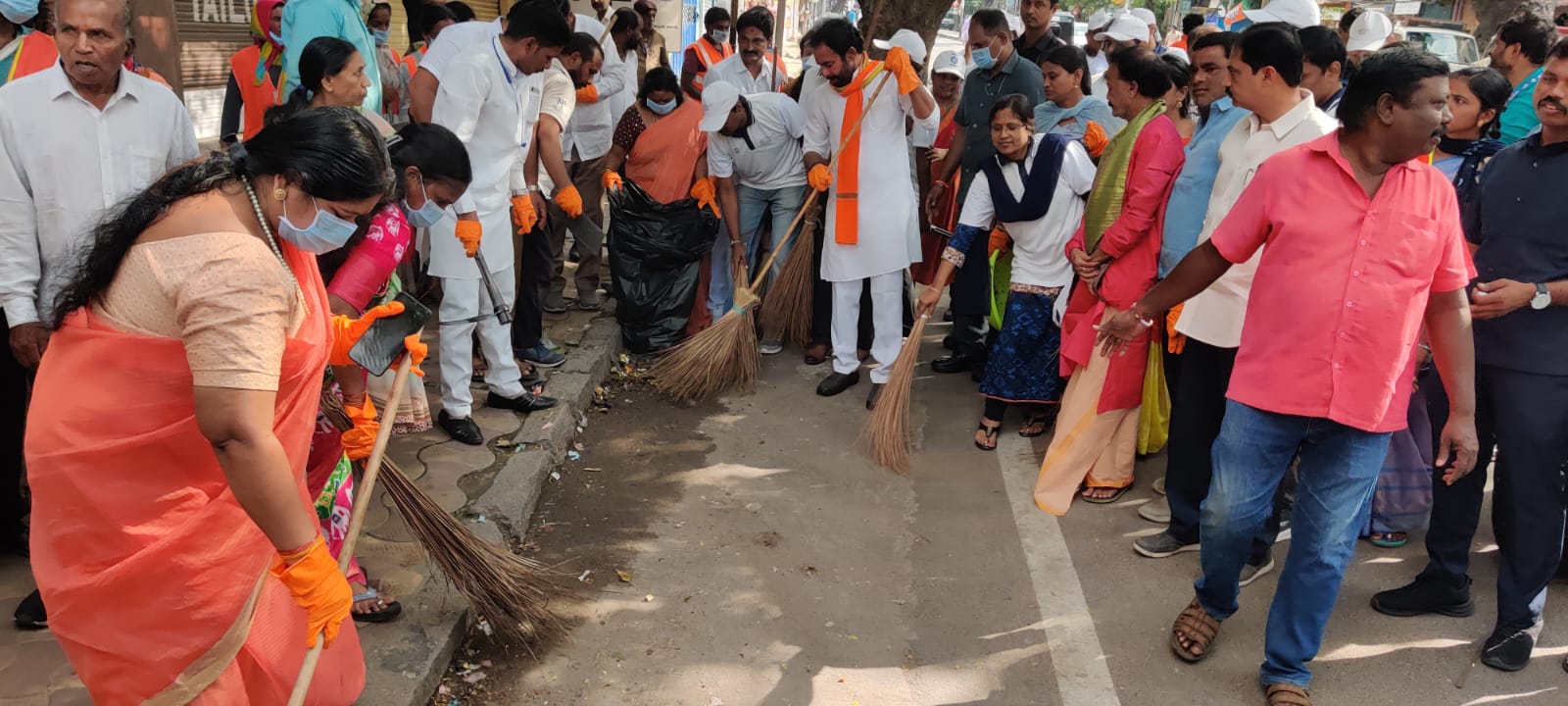 గాంధీ జయంతి సందర్బంగా హైదరాబాద్‌లో కేంద్రమంత్రి కిషన్ రెడ్డి శ్రమదానం ఫొటోలు