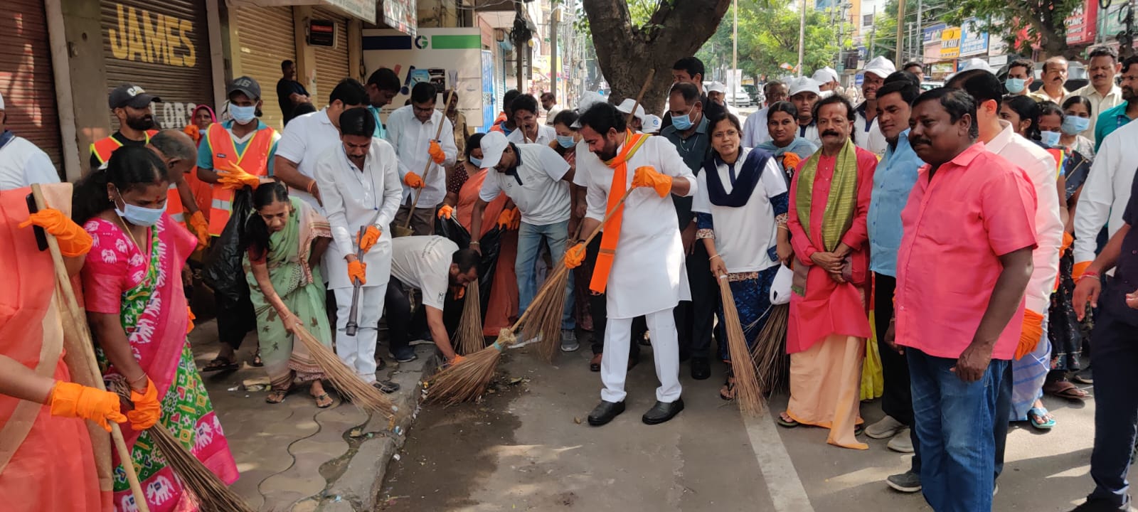 గాంధీ జయంతి సందర్బంగా హైదరాబాద్‌లో కేంద్రమంత్రి కిషన్ రెడ్డి శ్రమదానం ఫొటోలు