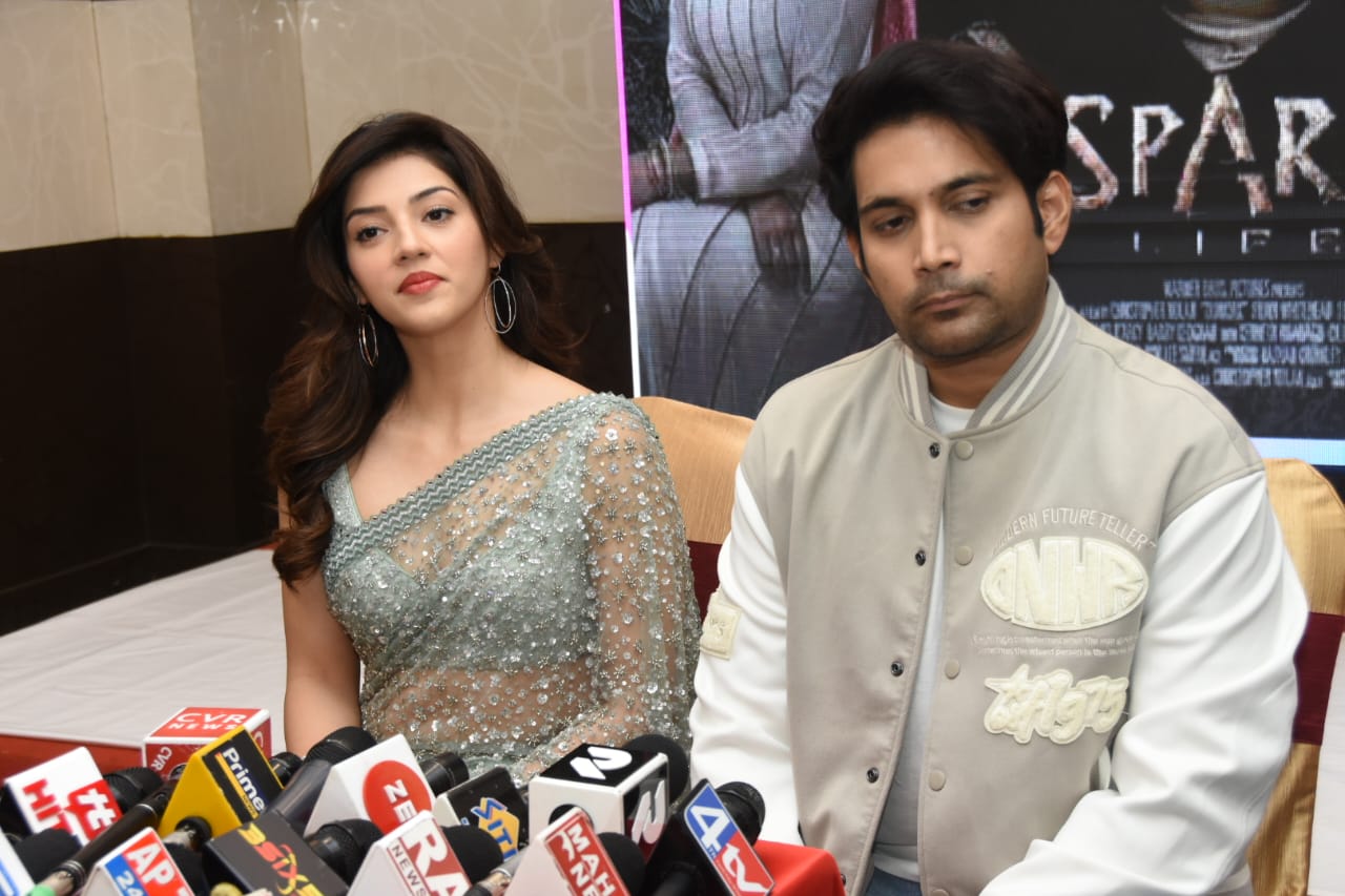Spark: తిరుపతిలోని శ్రీ వెంకటేశ్వర కాలేజ్ ఆఫ్ ఇంజినీరింగ్‌లో సందడి చేసిన ‘స్పార్క్’ హీరోహీరోయిన్లు