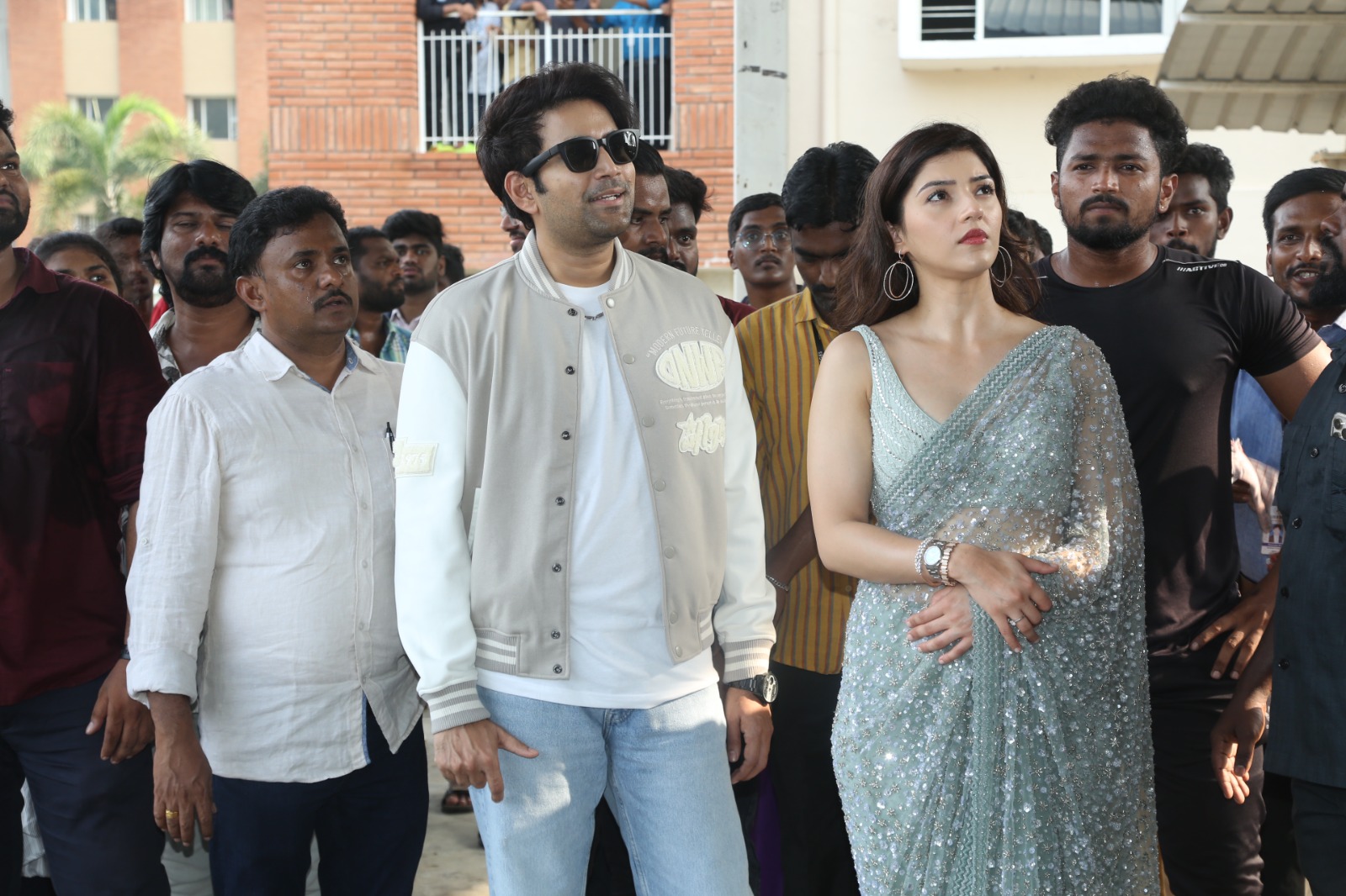 Spark: తిరుపతిలోని శ్రీ వెంకటేశ్వర కాలేజ్ ఆఫ్ ఇంజినీరింగ్‌లో సందడి చేసిన ‘స్పార్క్’ హీరోహీరోయిన్లు